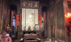婺源篁岭民俗文化季由一场气势磅礴的傩舞表演盛大开启